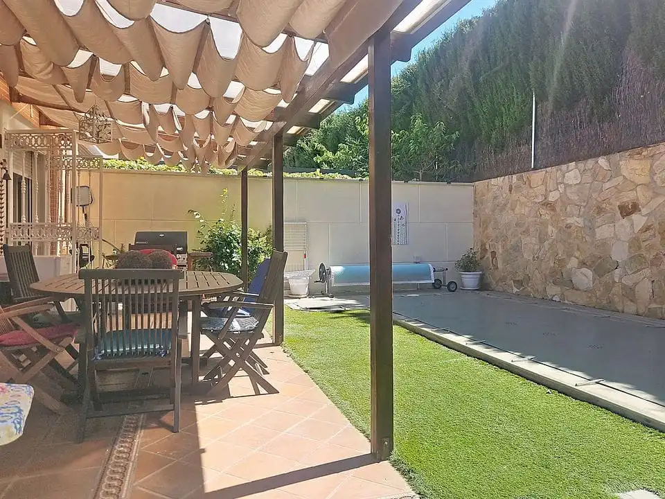 Terrasse von Haus oder Chalet zum Verkauf in Aranjuez mit Klimaanlage, Heizung und Privatgarten