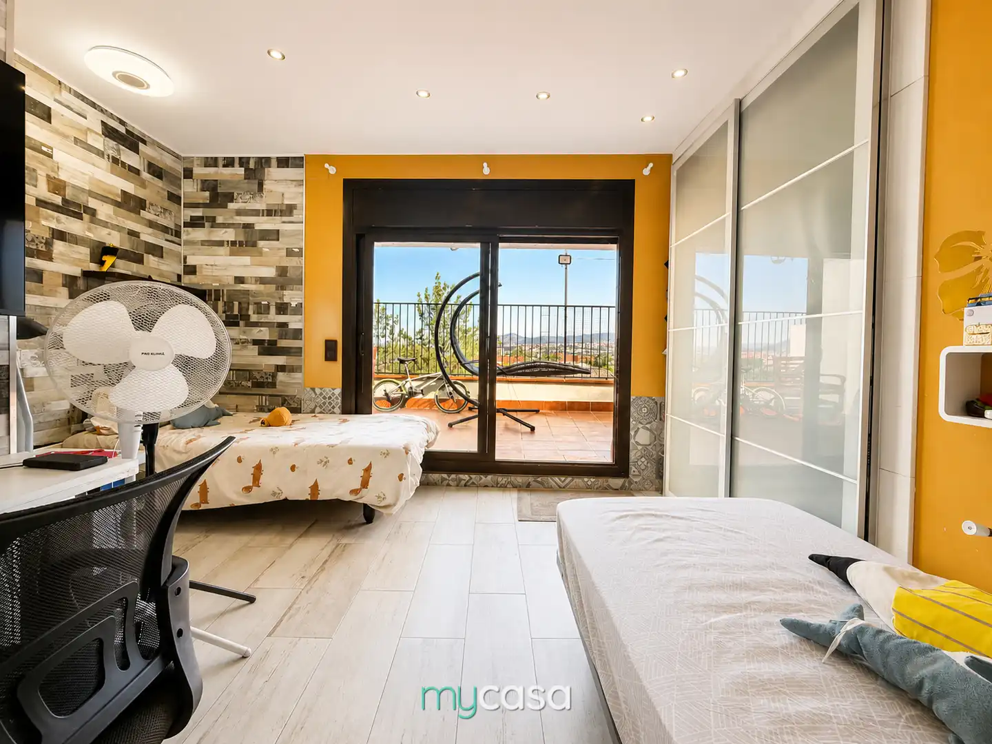 Terraza de Piso en venta en El Prat de Llobregat con Aire acondicionado, Calefacción y Parquet