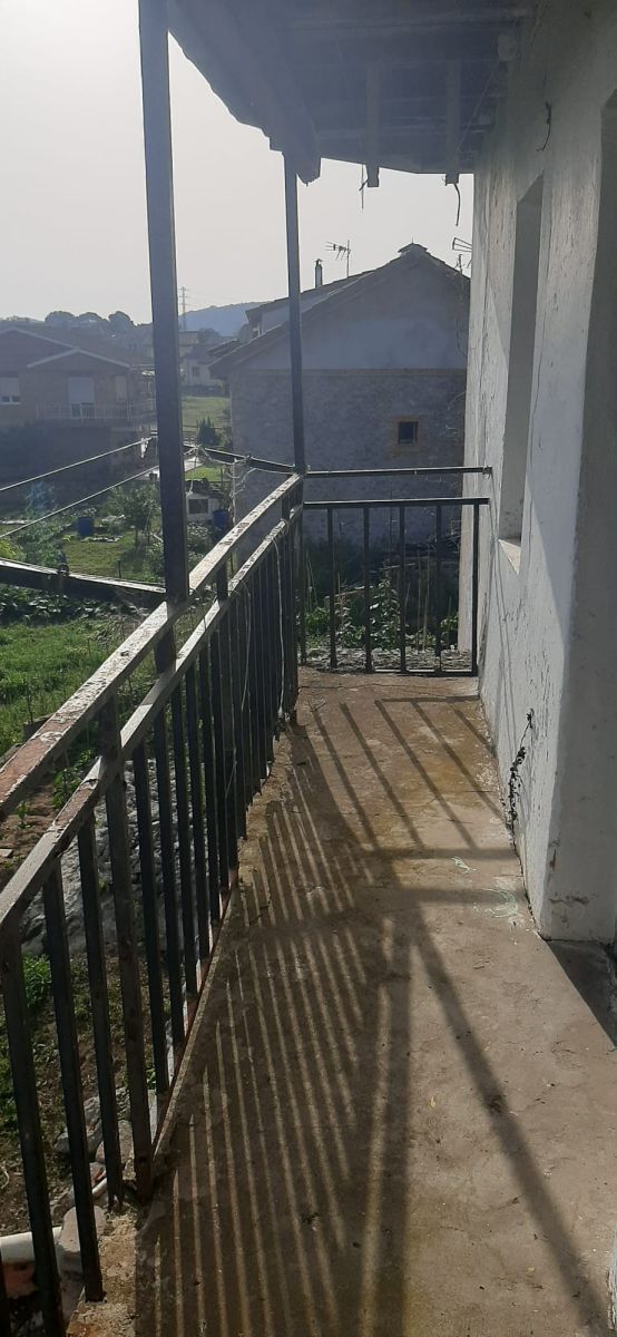 Terrassa de Casa o xalet en venda en Argoños 