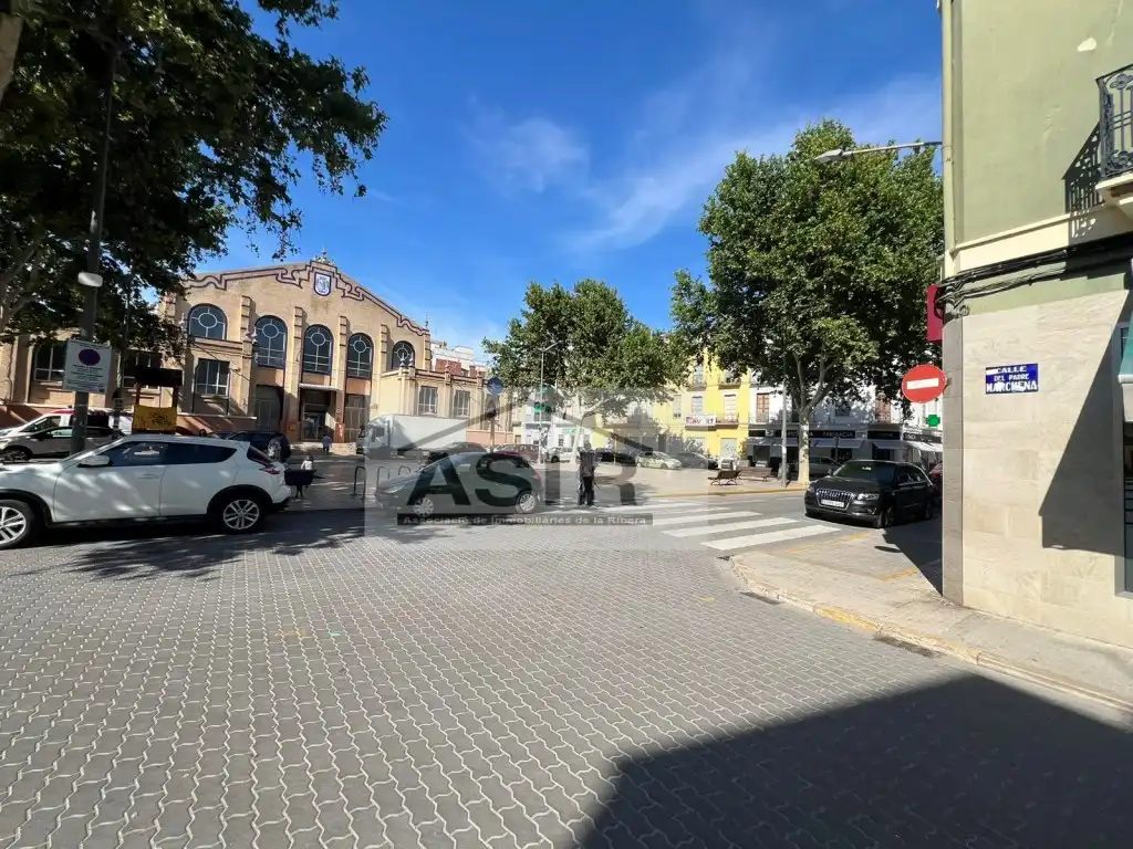 Gewerbefläche zum Verkauf in Calle Pare Marchena, imagen 4
