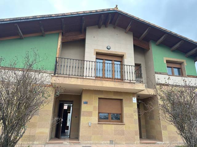 Casa-chalet en Venta en Calle Real, 113 en Valdestillas