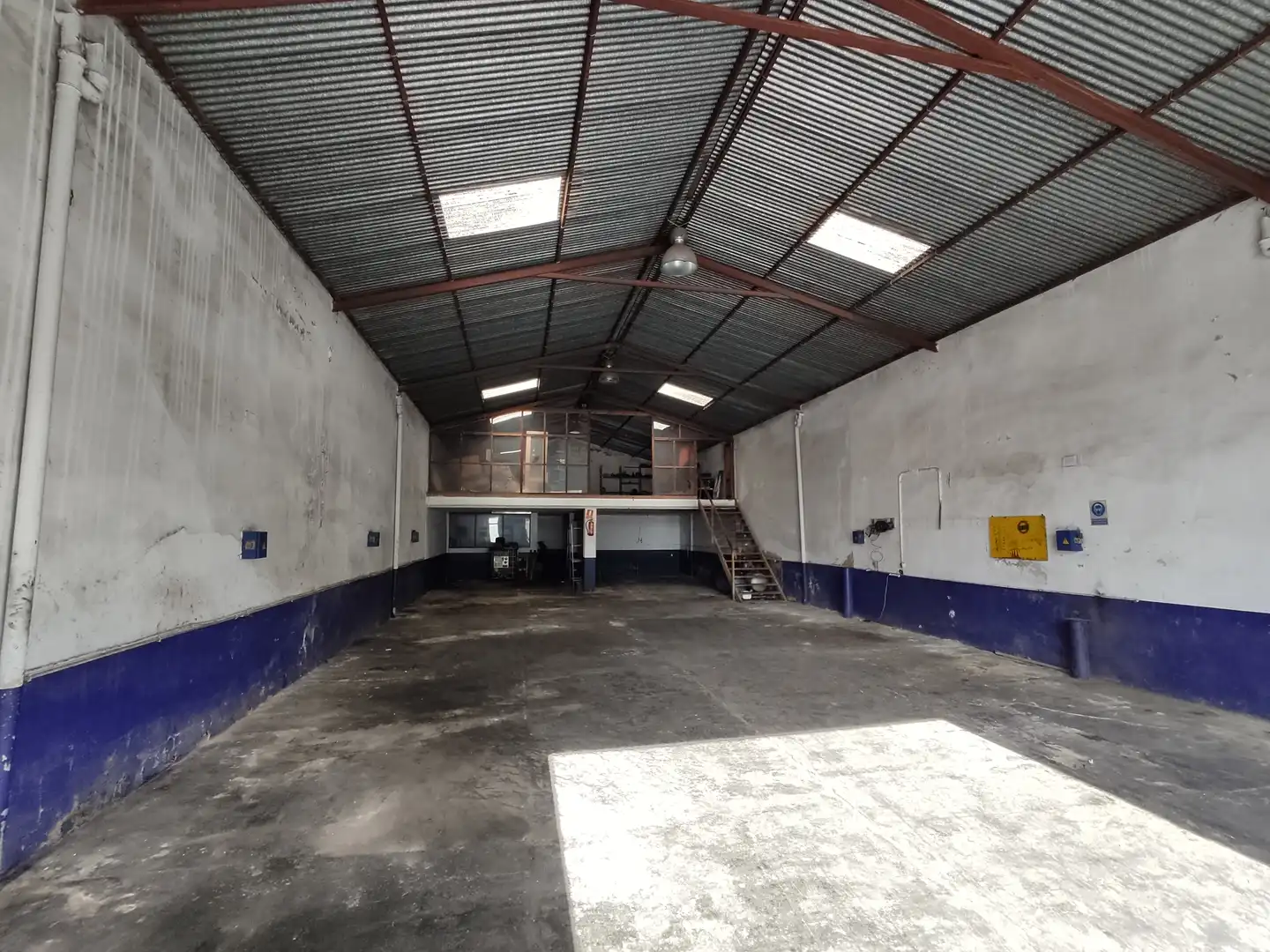 Nau industrial en venda a Calle Arias Montano, imagen 3