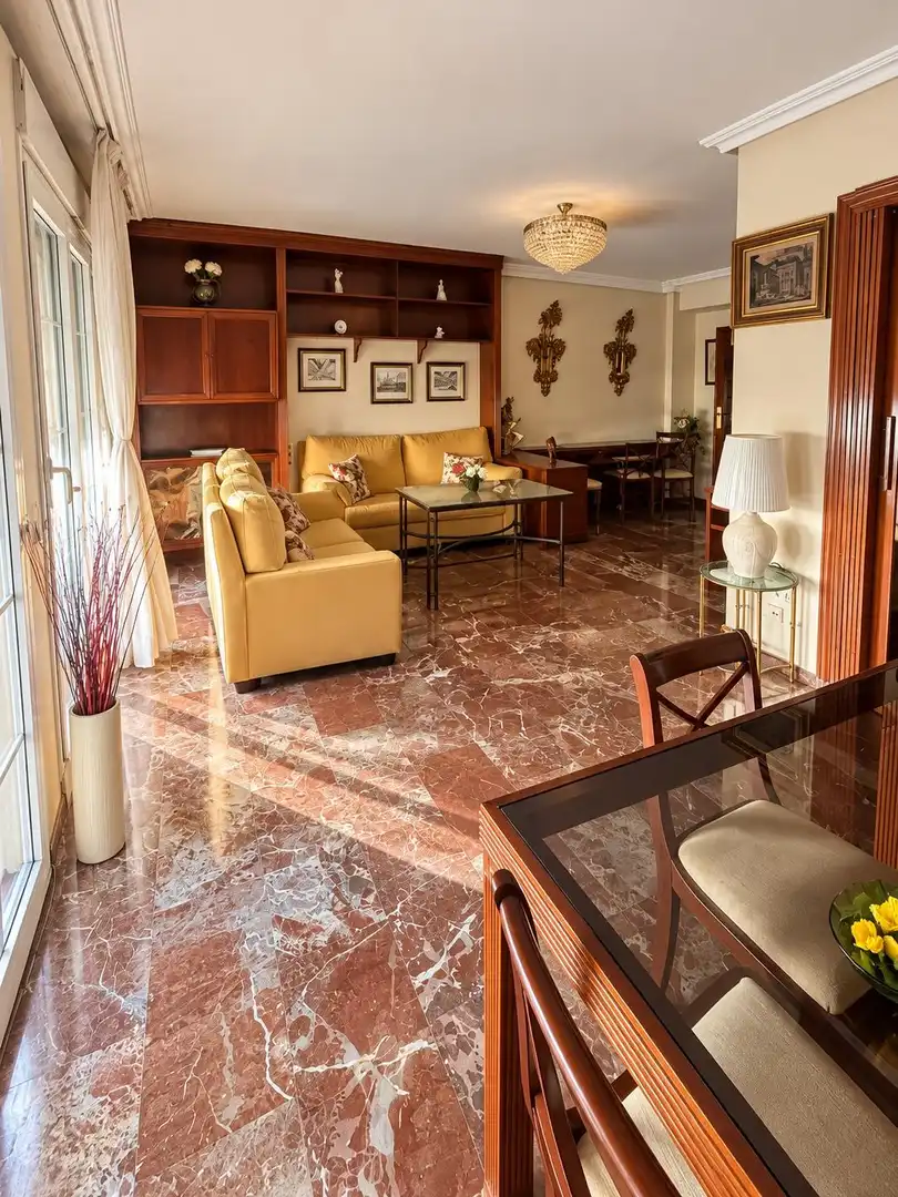 Sala de estar de Piso de alquiler en Poniente-Sur