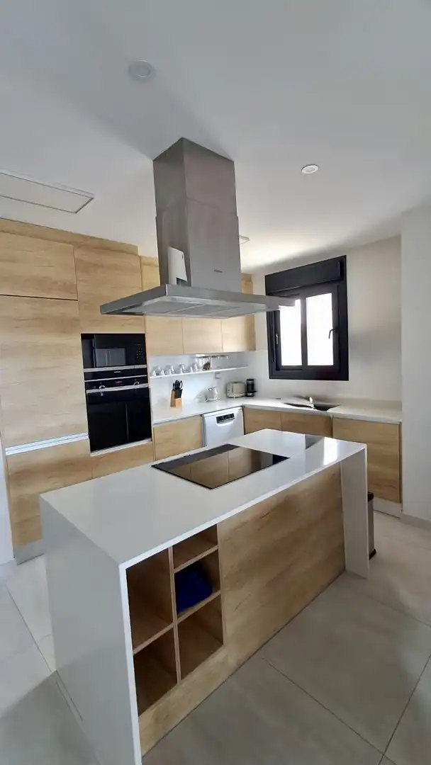 Apartamento con piscina en venta en Playa de Poniente, imagen 9