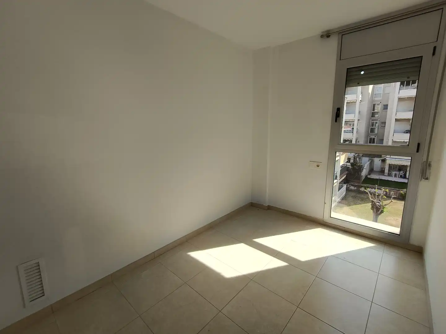 Dormitori de Pis en venda en Calafell amb Terrassa, Traster i Forn