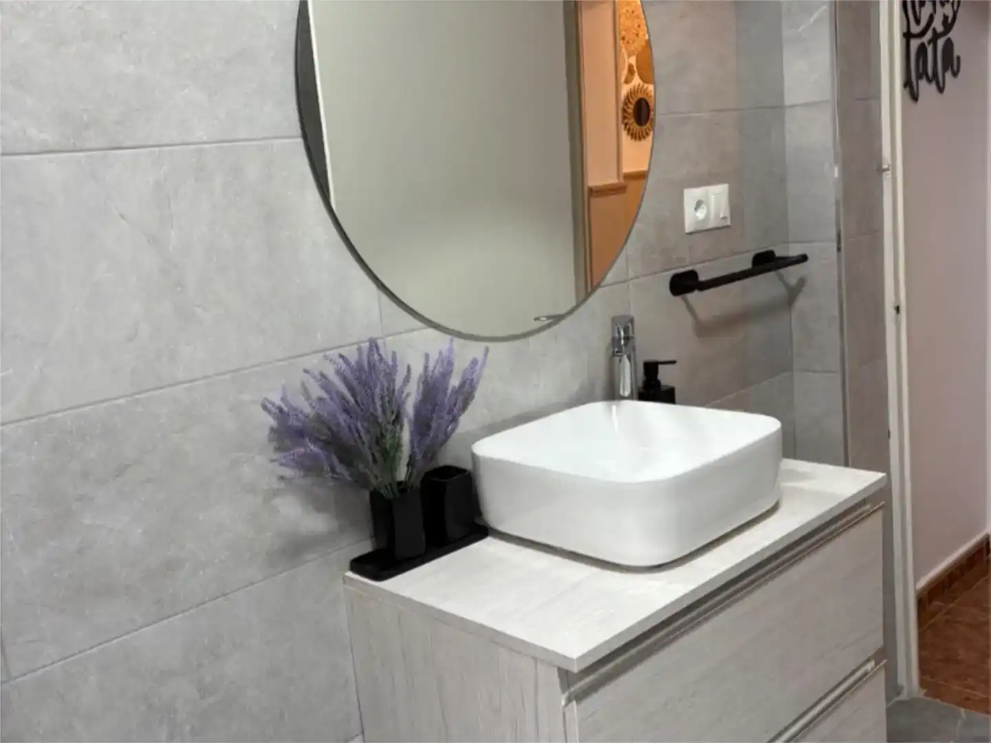 Baño de Finca rústica de alquiler en Cómpeta, Málaga