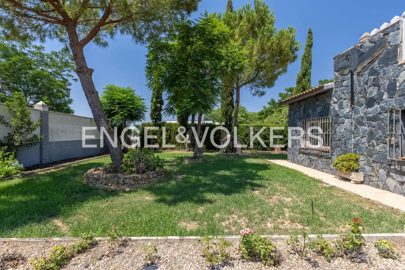 Casa o chalet en venta en Carmona con Aire acondicionado, Calefacción y Jardín privado