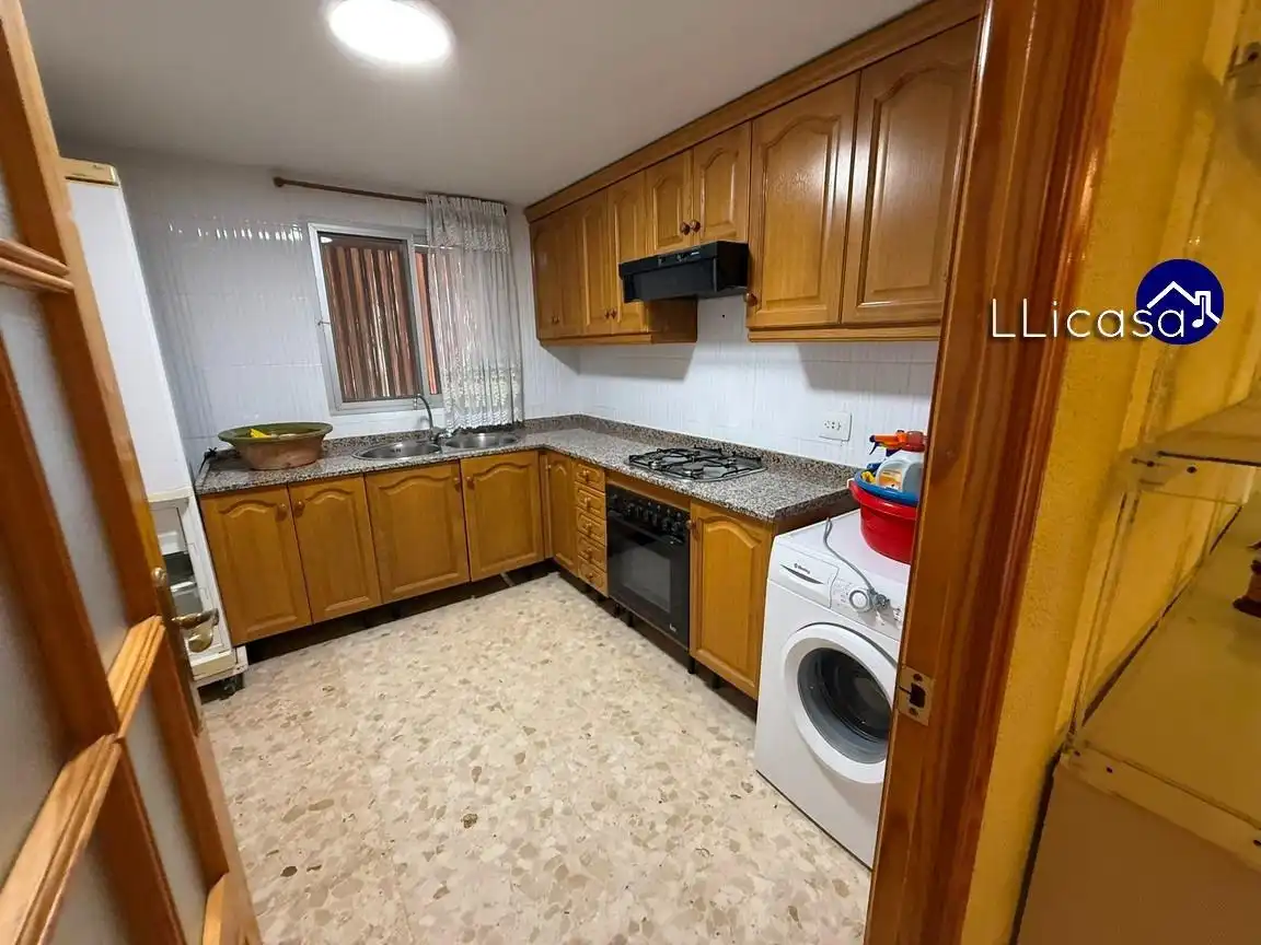 Cocina de Casa o chalet en venta en Llíria con Jardín privado, Terraza y Trastero