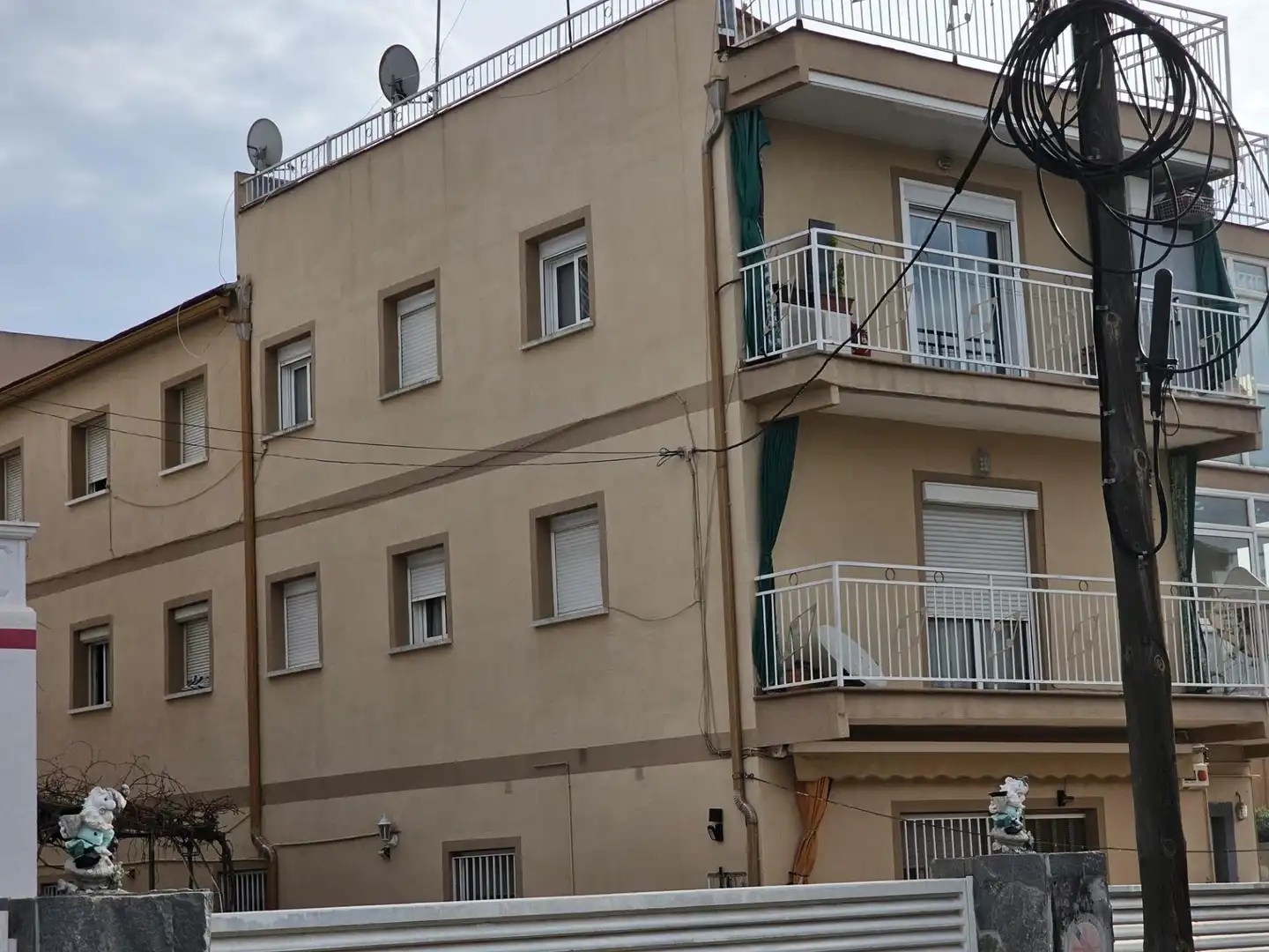 Immobles singulars amb ascensor en venda a Santa Perpètua de Mogoda, imagen 2