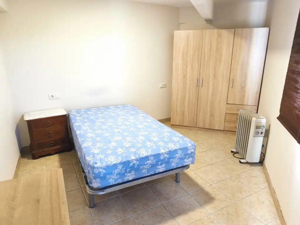 Bedroom of Flat for rent in Córdoba