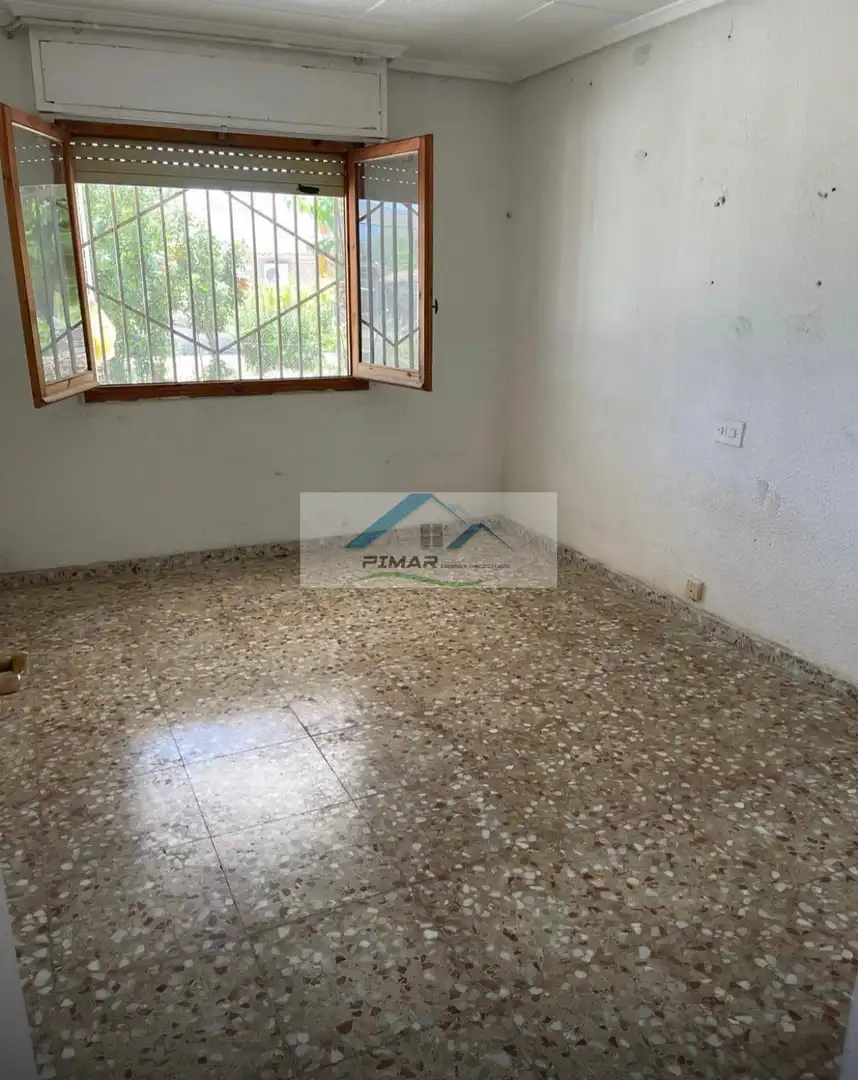Houses for sale in La Algoda - Matola - Llano de San José