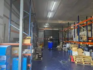 Fabrikhallen zur Miete in Leganés