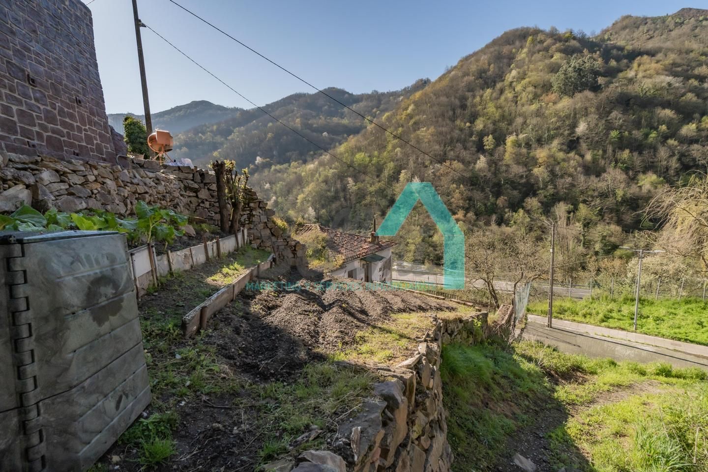 House or chalet for sale in Aller  with Private garden
