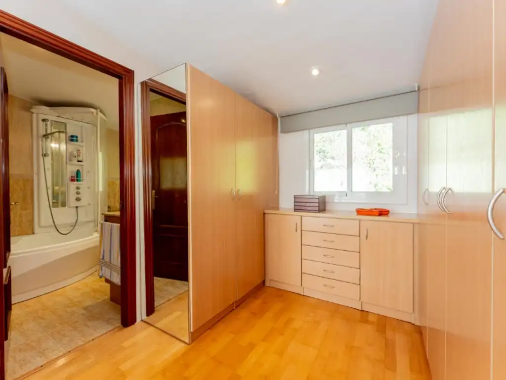 Houses for sale in Les Botigues de Sitges