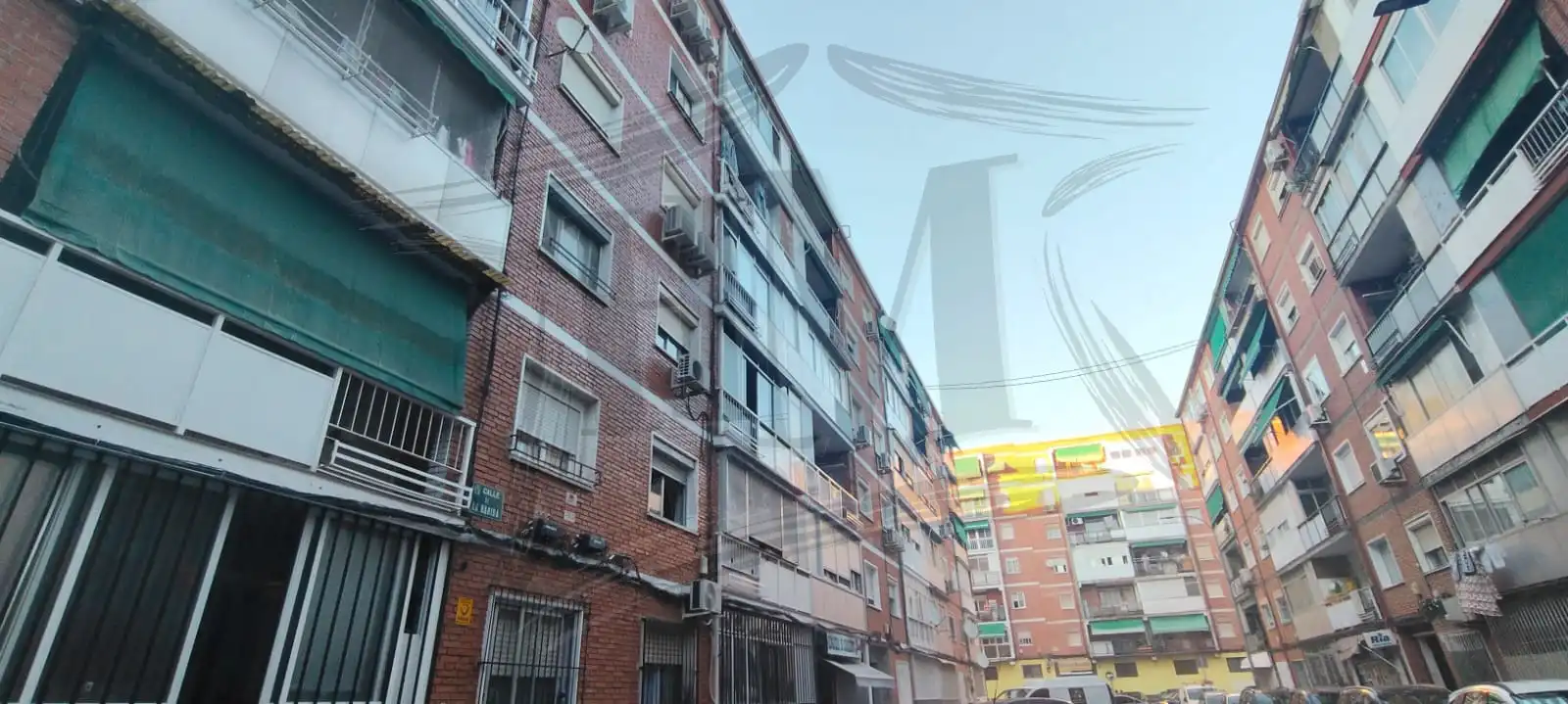Vista exterior de Piso en venta en Alcalá de Henares con Terraza y Internet