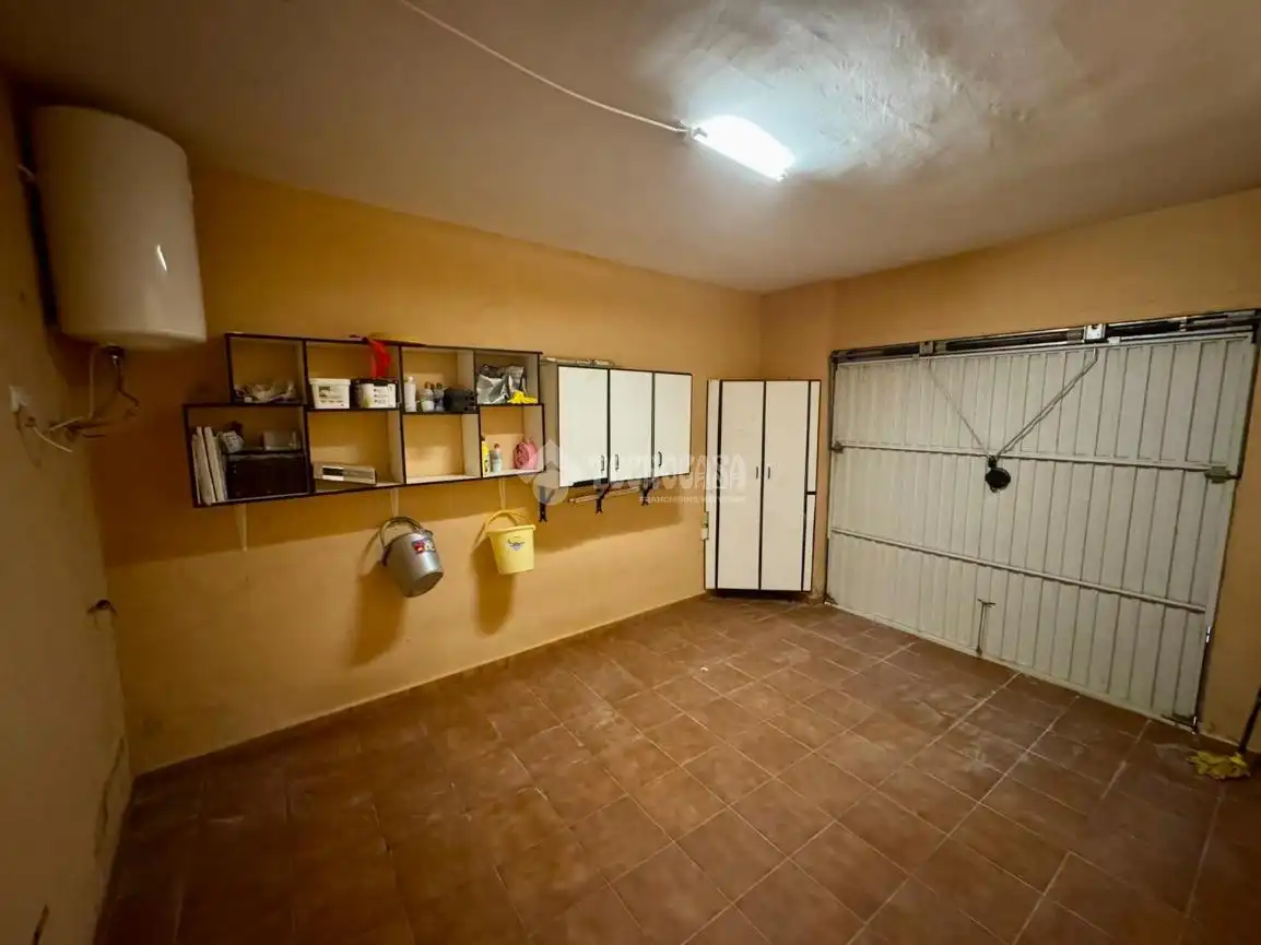 Casa adosada en venta en Yepes