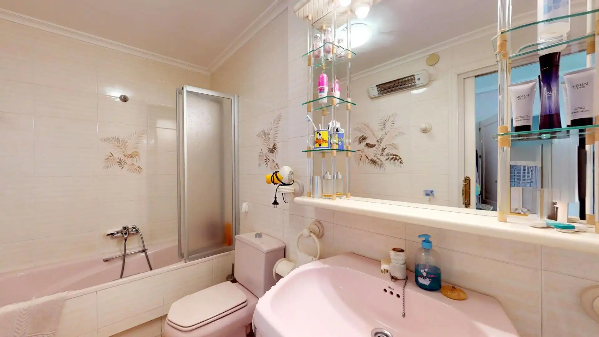 Baño de Piso en venta en Córdoba con Aire acondicionado, Terraza y Alarma