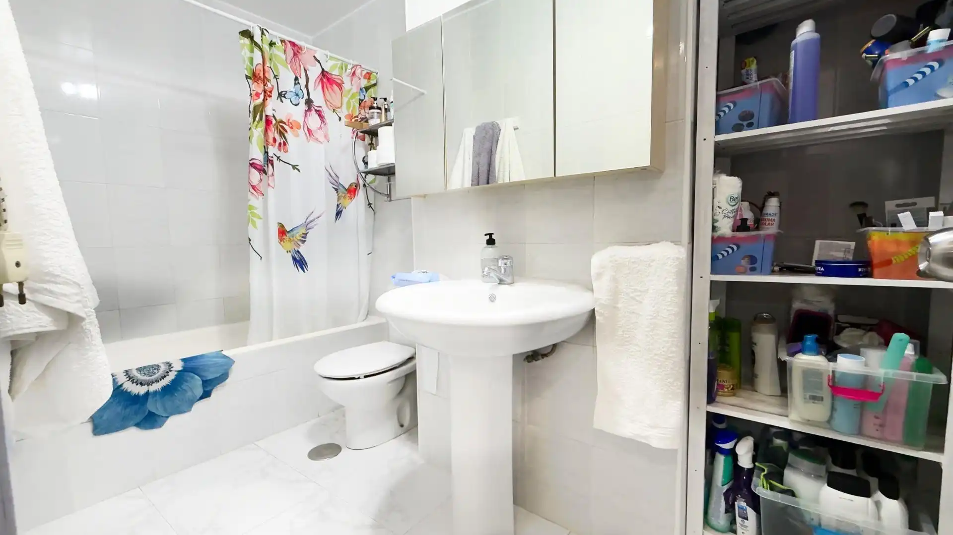 Bathroom of Flat for sale in Benidorm  with Furnished and Balcony