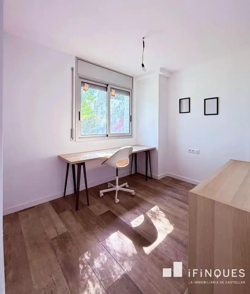 Bedroom of Houses for rent in Castellar del Vallès  with Air Conditioner, Heating and Private garden