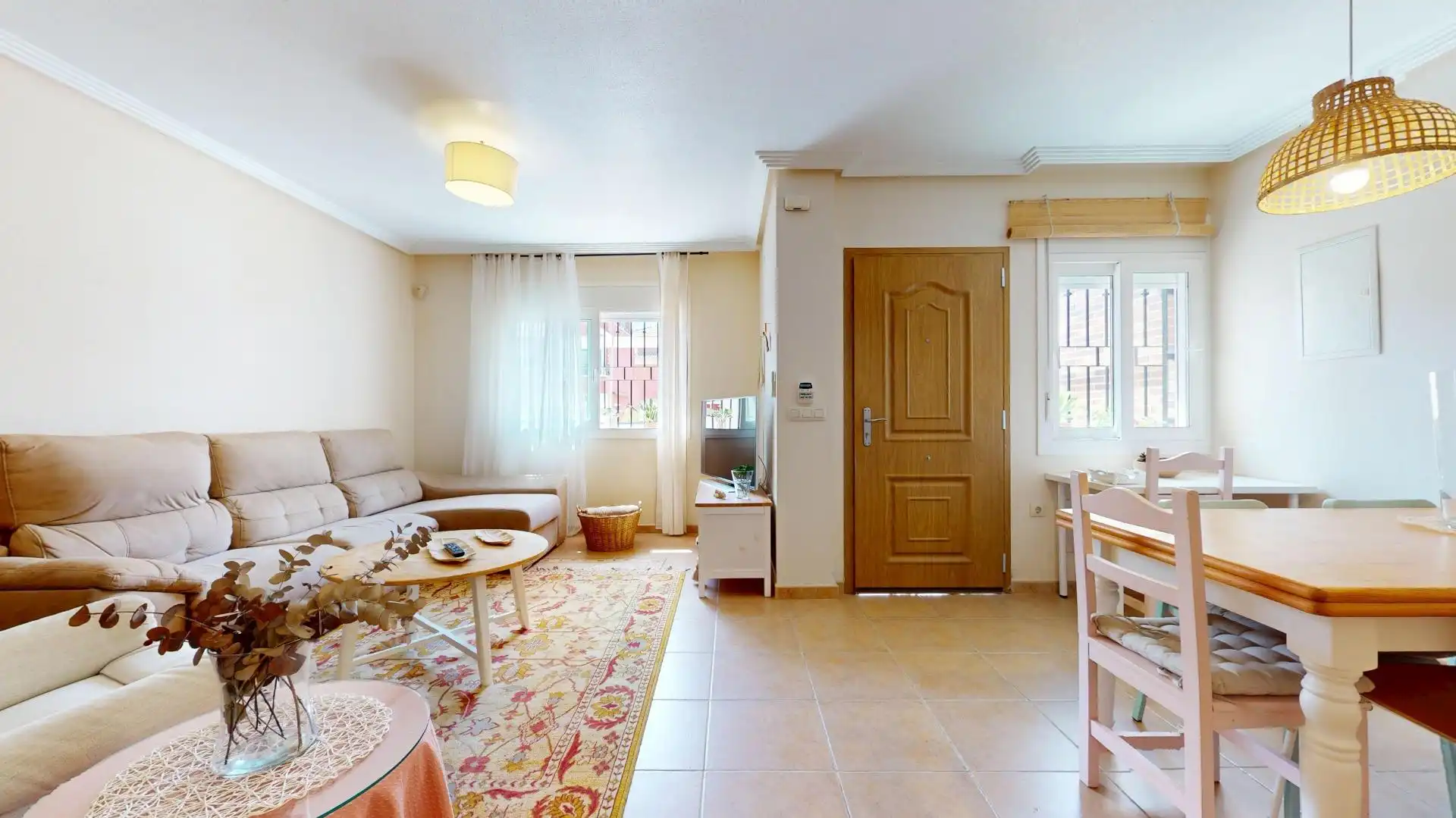 Sala d'estar de Casa adosada en venda en Pilar de la Horadada amb Terrassa