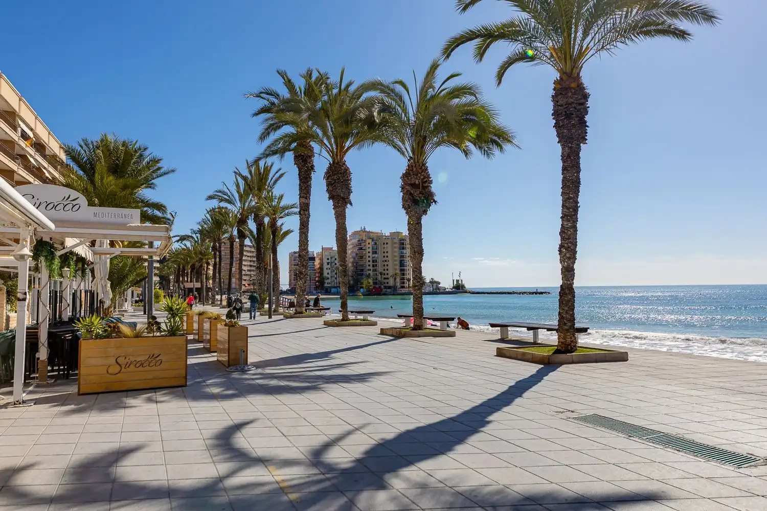 Vista exterior de Ático en venta en Torrevieja con Aire acondicionado, Terraza y Amueblado