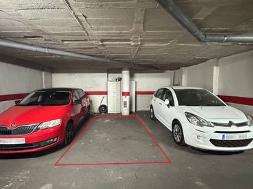 Parking to rent in Playa de los Locos