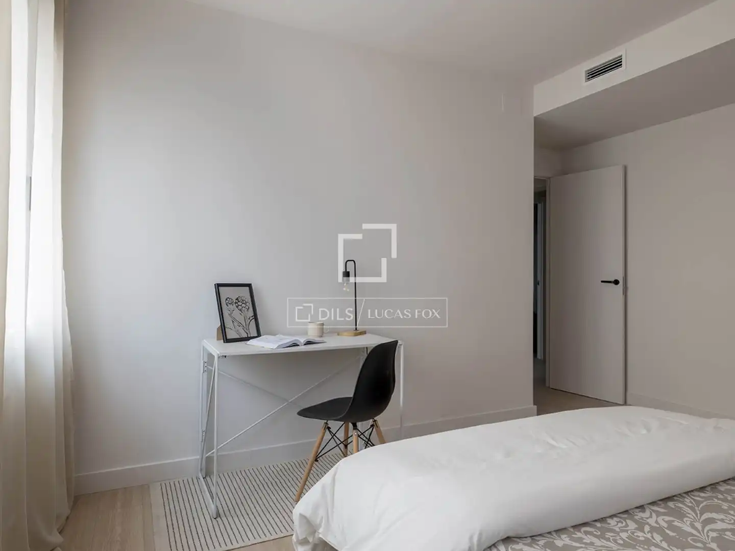 Habitación de Piso en venta en Barcelona con Aire acondicionado, Calefacción y Jardín privado