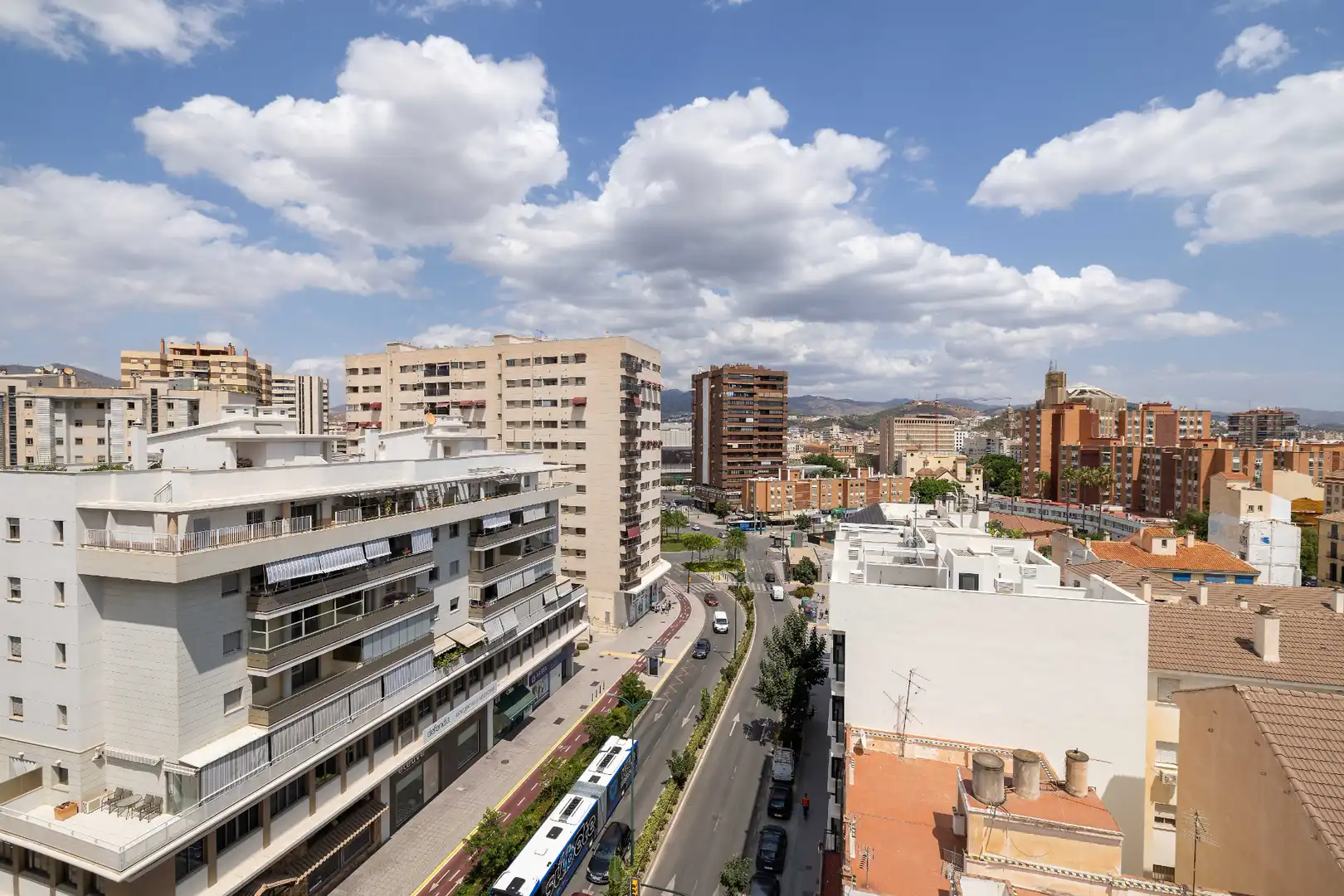 Vista exterior de Ático en venta en Málaga con Aire acondicionado, Calefacción y Terraza