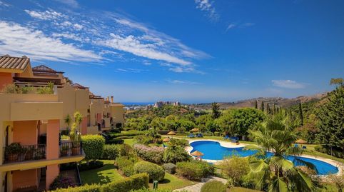 Apartamento en Venta en Los Arqueros, Benahavís