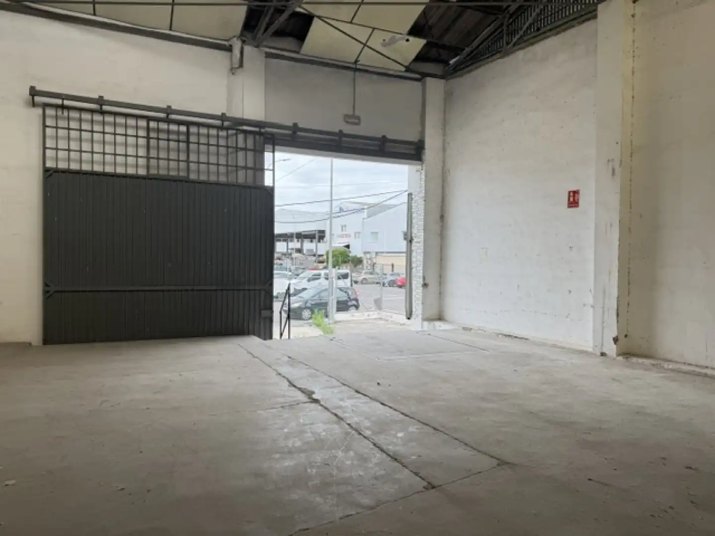 Nave industrial de alquiler en Rafelbuñol / Rafelbunyol