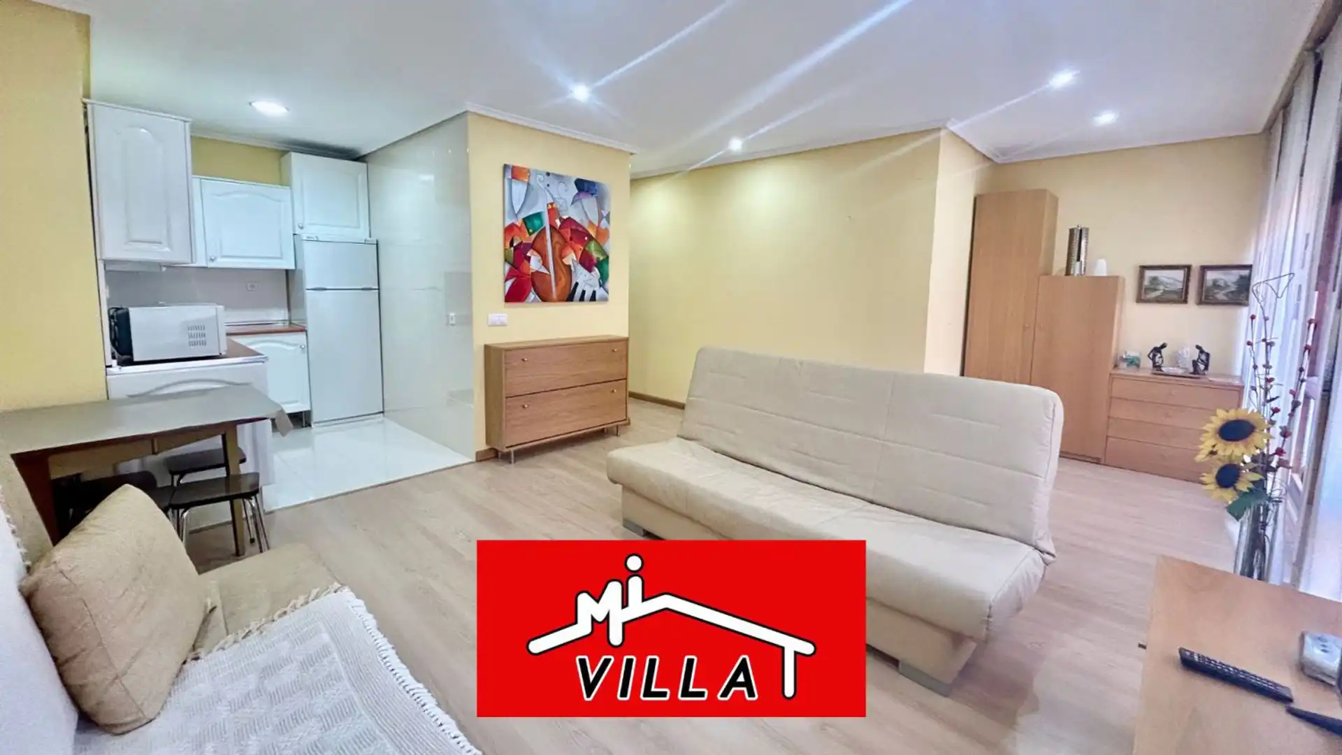 Habitación de Piso en venta en Laredo con Parquet y Amueblado