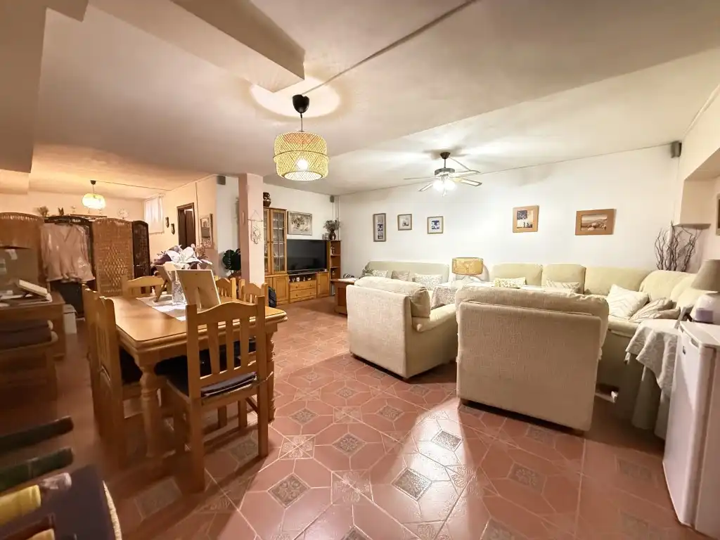Sala d'estar de Casa o xalet en venda en Villafranca de Córdoba amb Aire condicionat