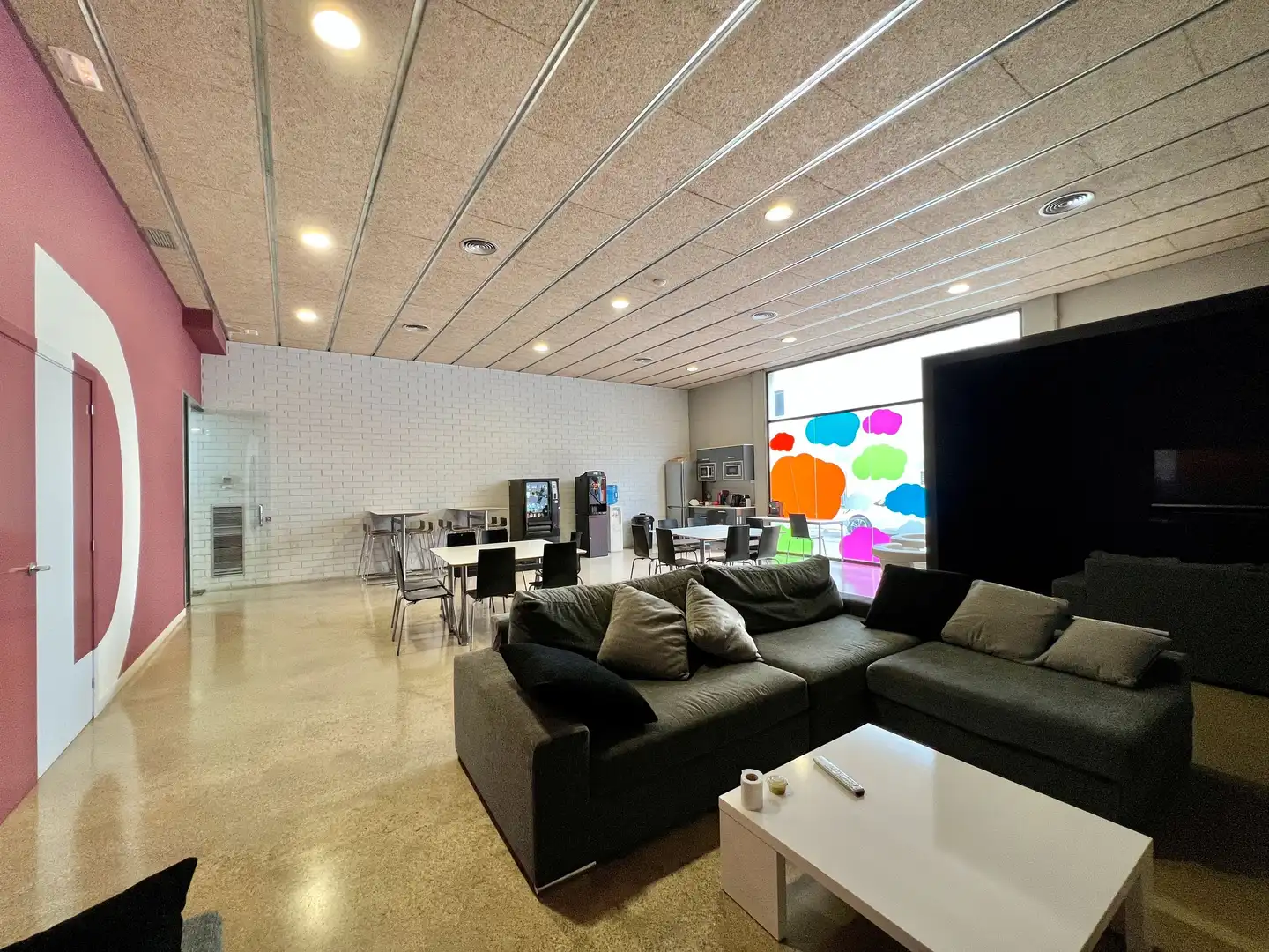 Sala de estar de Oficina de alquiler en Reus con Aire acondicionado, Internet y Alarma