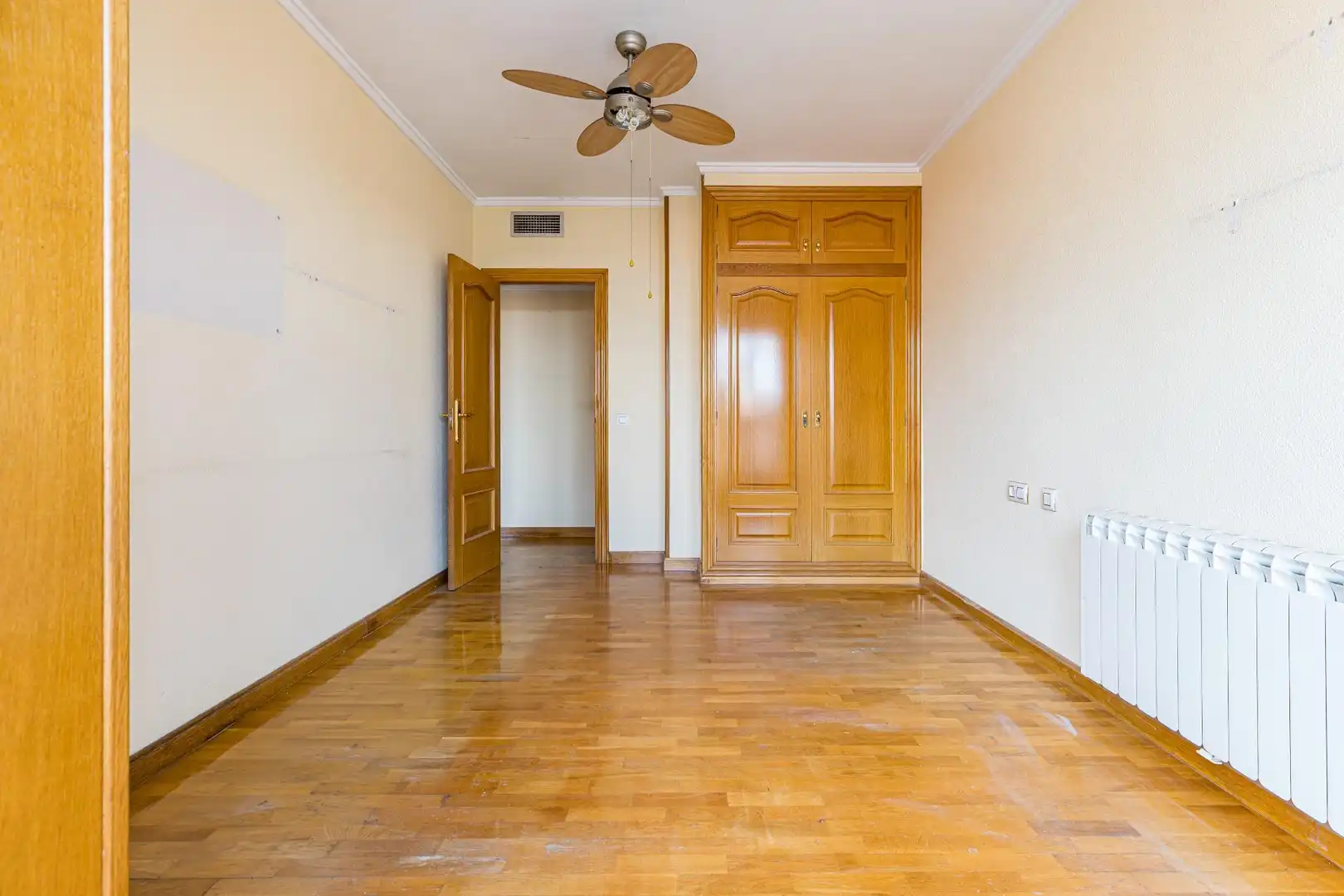 Dormitori de Pis en venda en Murcia amb Aire condicionat i Parquet