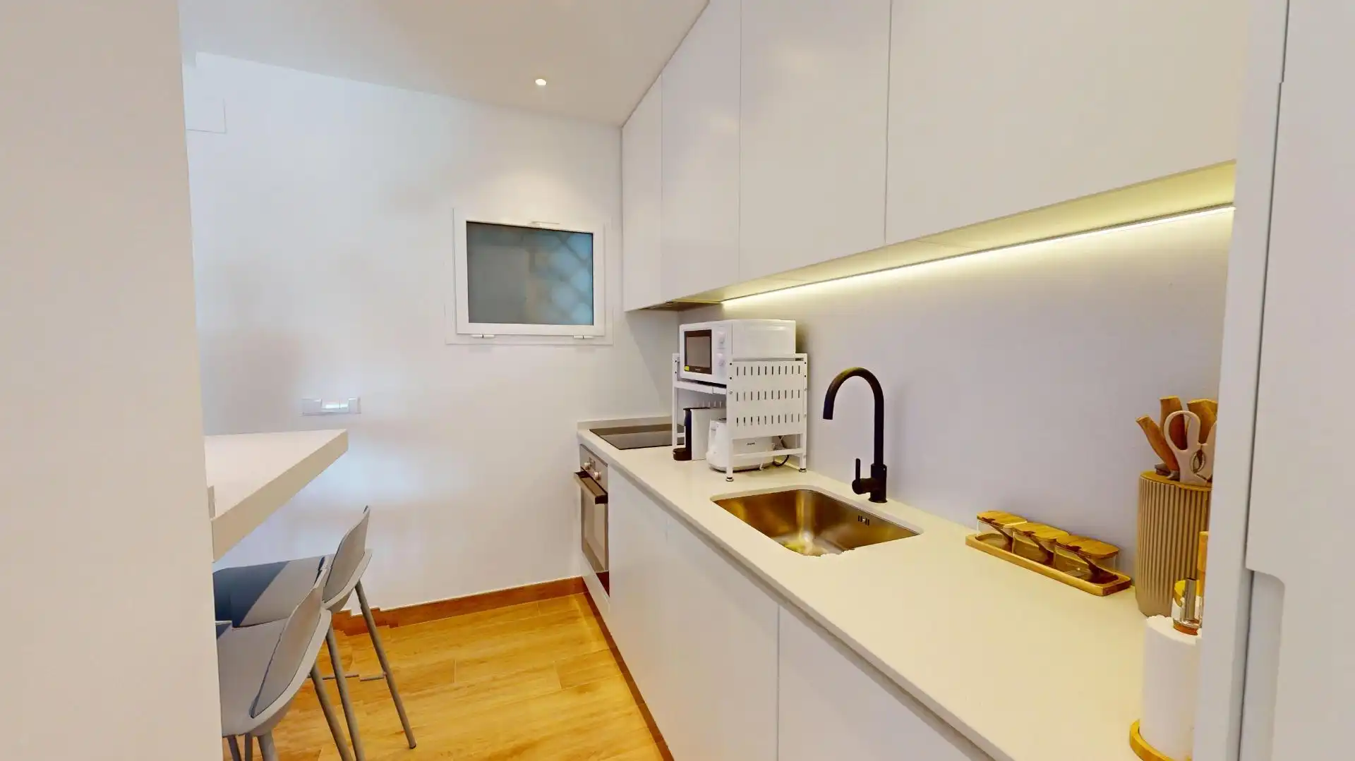 Cocina de Piso de alquiler en Fuengirola con Aire acondicionado, Calefacción y Terraza