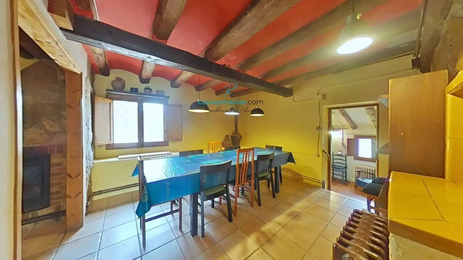 Menjador de Finca rústica en venda en Sant Martí Sarroca amb Calefacció, Jardí privat i Parquet