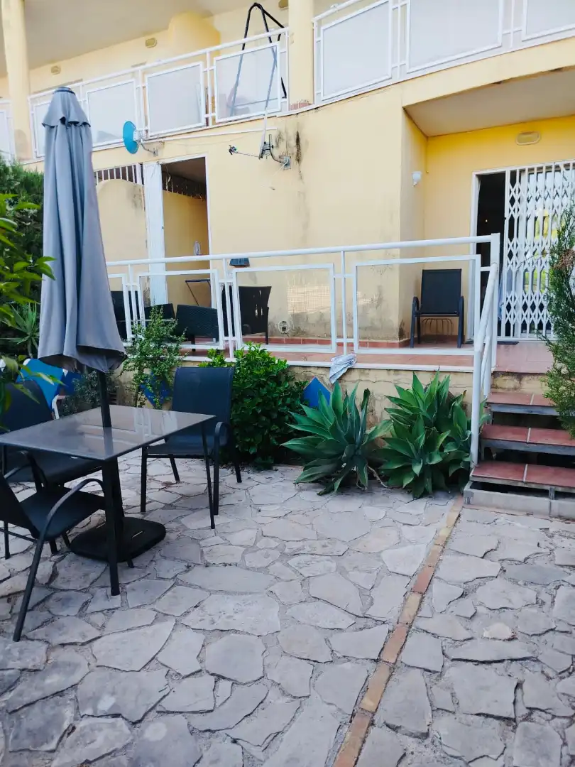 Terraza de Planta baja en venta en Calpe / Calp con Aire acondicionado, Calefacción y Jardín privado