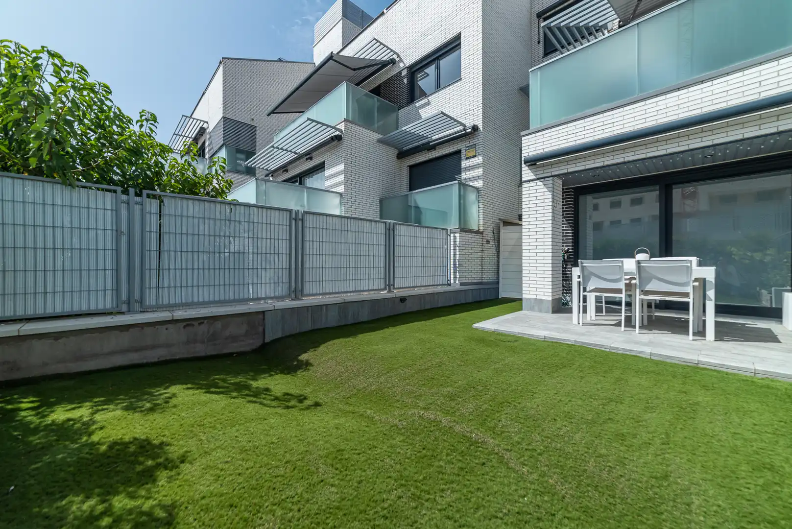 Terraza de Planta baja en venta en Boadilla del Monte con Aire acondicionado, Calefacción y Jardín privado