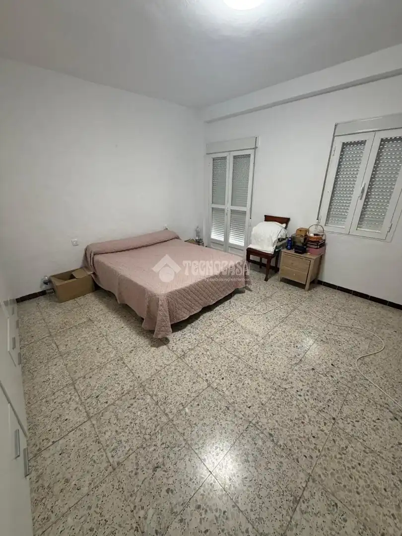 Schlafzimmer von Haus oder Chalet zum Verkauf in Lucena mit Möbliert