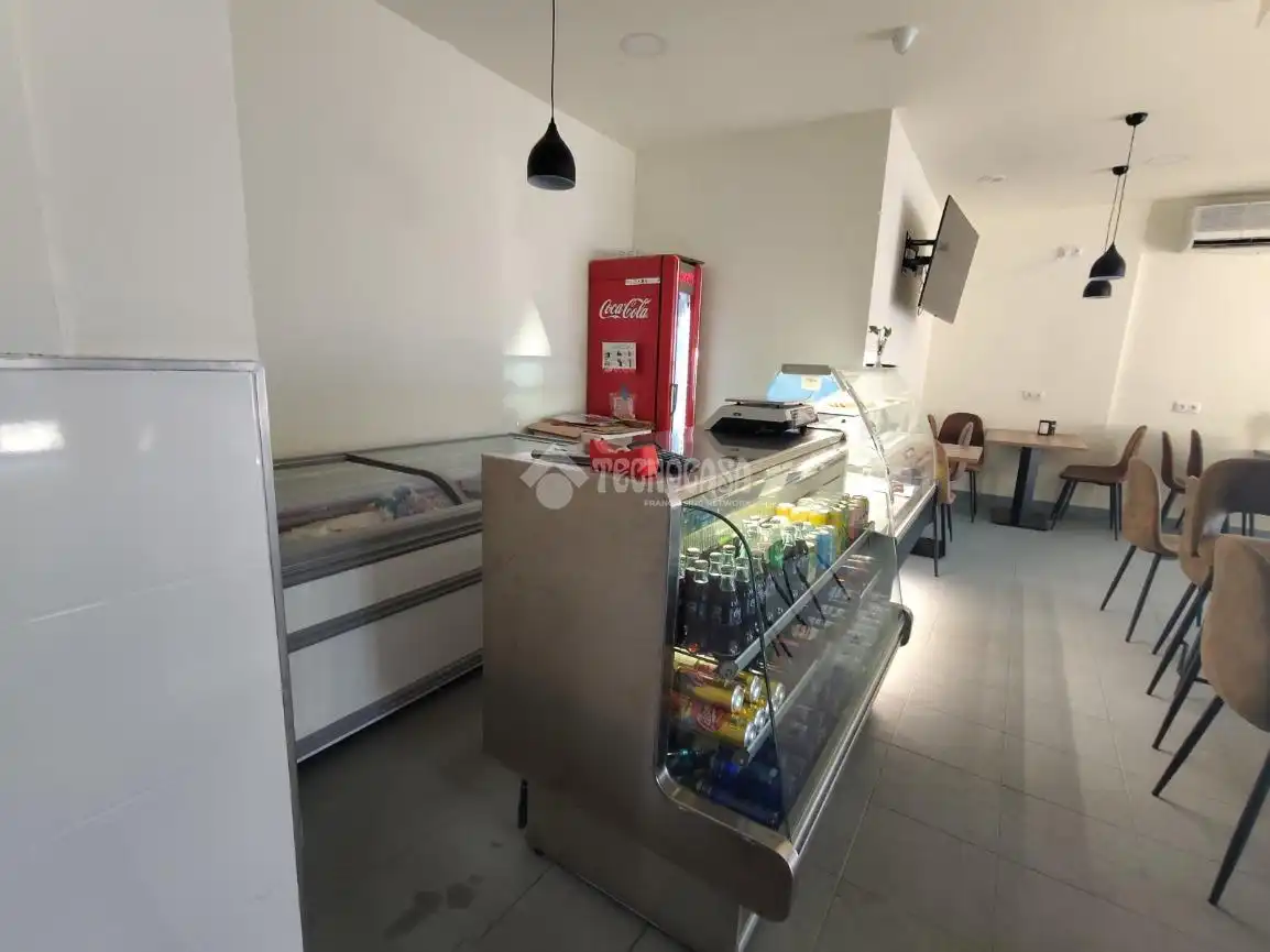 Local en venda en Velilla de San Antonio amb Aire condicionat, Calefacció i Terrassa
