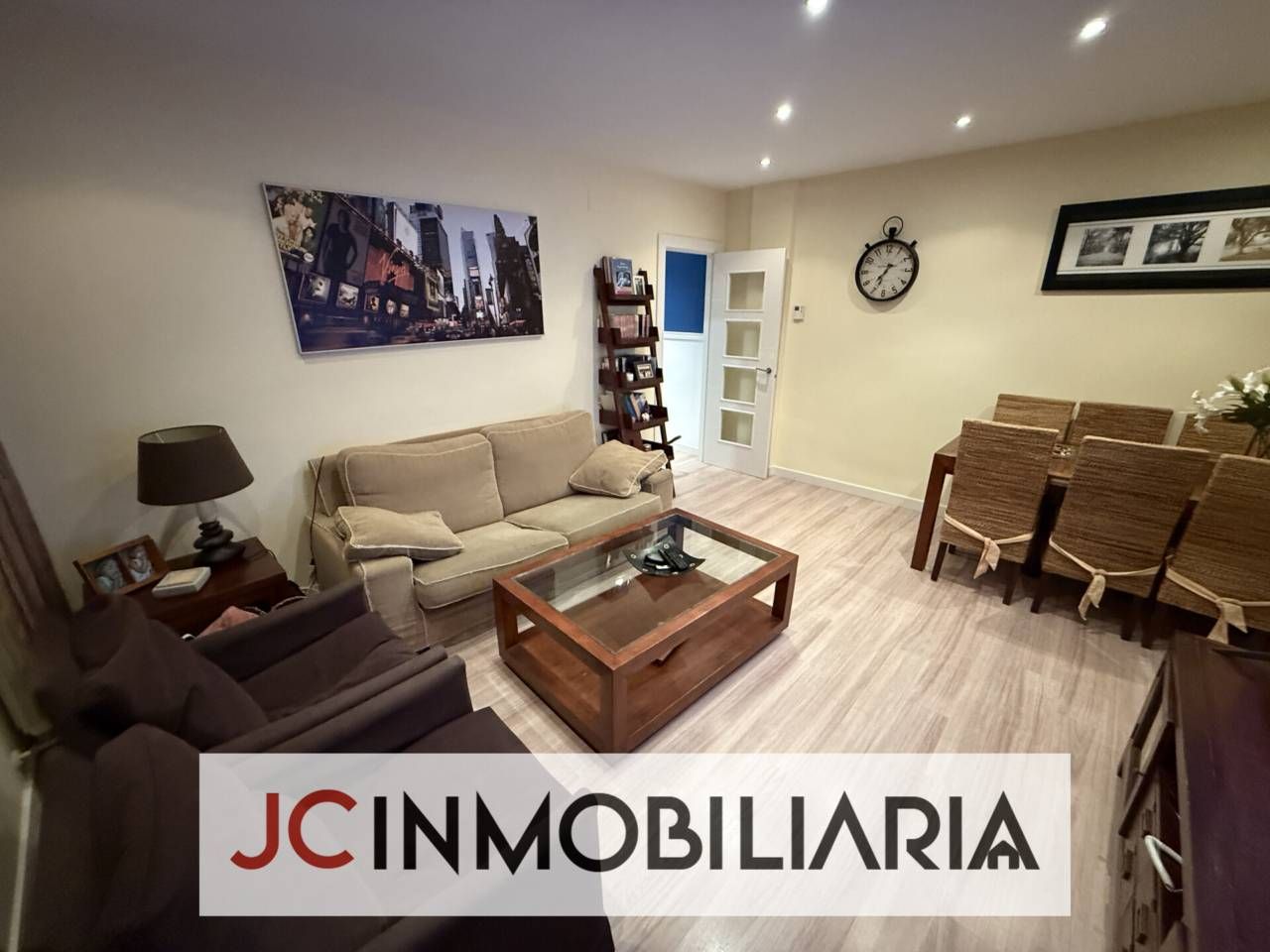 Flat for sale in Valladolid Capital  with Heating, Storage room and Furnished