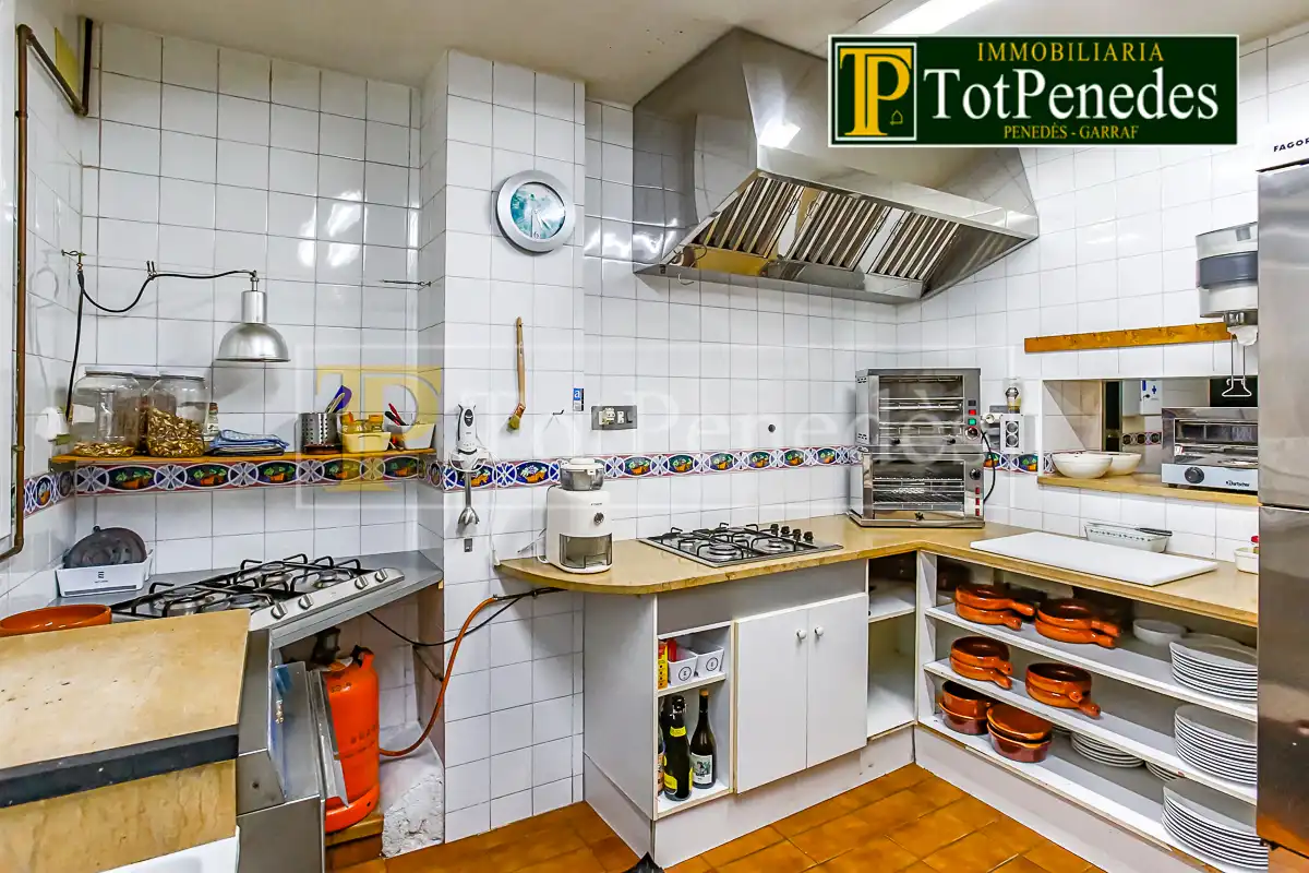 Cocina de Local en traspaso en Sant Martí Sarroca con Aire acondicionado, Calefacción y Terraza