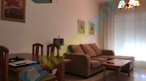 Foto 4 de Apartament de lloguer a Calle Julia Urdiain Zubelzu, Avenida Elvas, Badajoz Capital