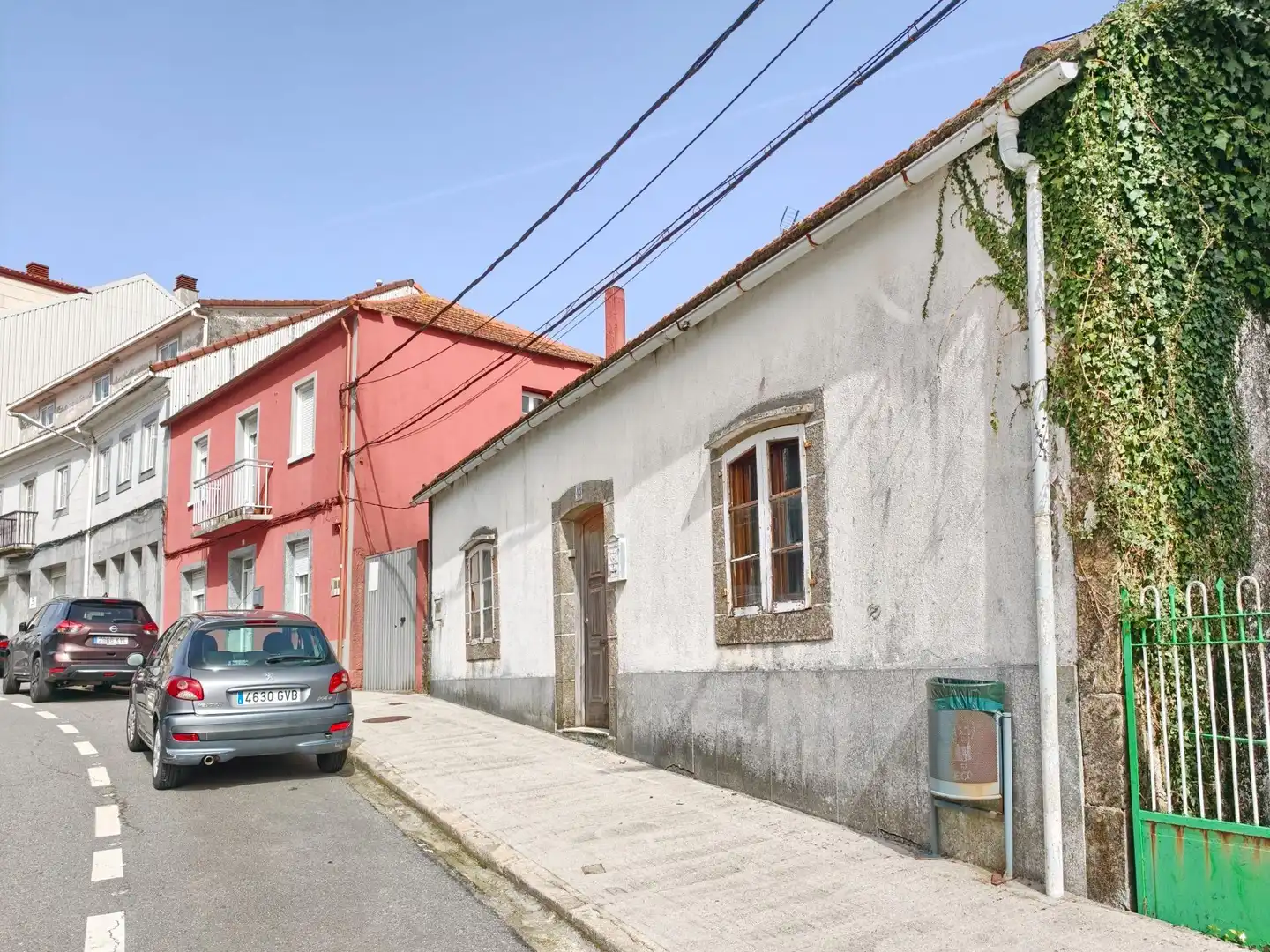 Vista exterior de Casa o xalet en venda en Forcarei amb Jardí privat