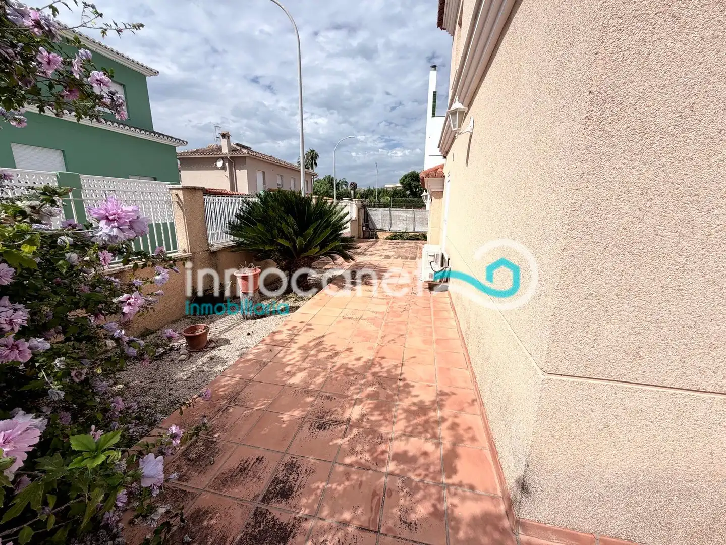 Houses for sale in Oliva, Valencia