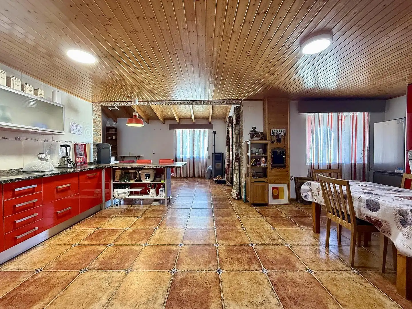 Cuina de Finca rústica en venda en Villena amb Terrassa