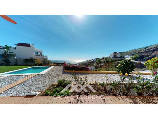 Casa-chalet en Venta en N/A en El Peñoncillo