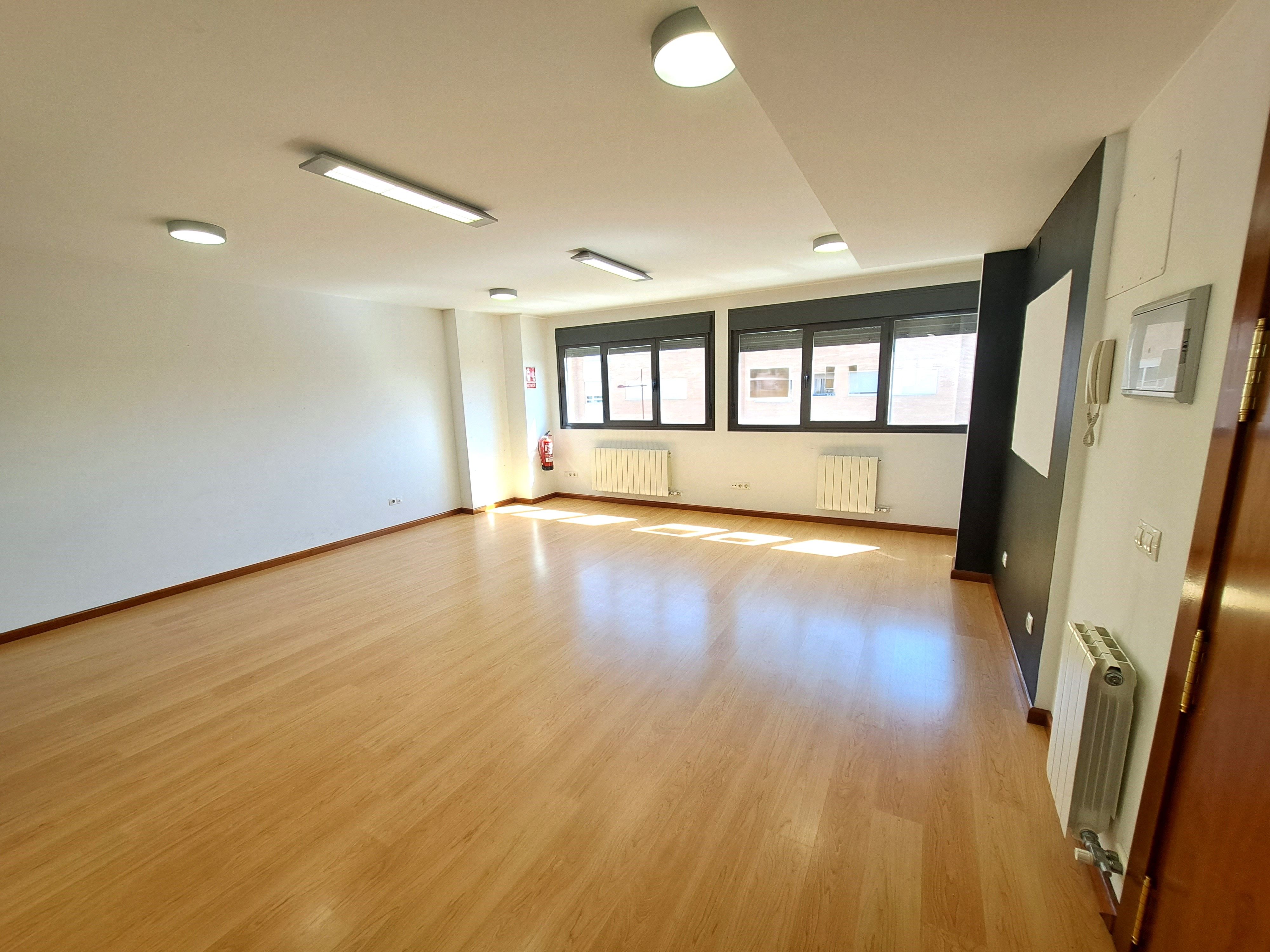 Office for sale in Haro  with Heating and Terrace