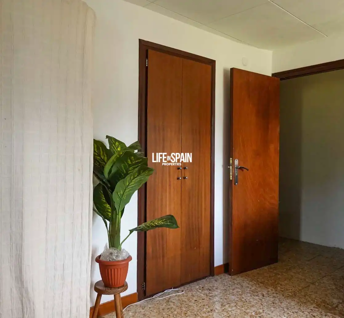 Country house zum Verkauf in Rasquera mit Klimaanlage, Privatgarten und Terrasse