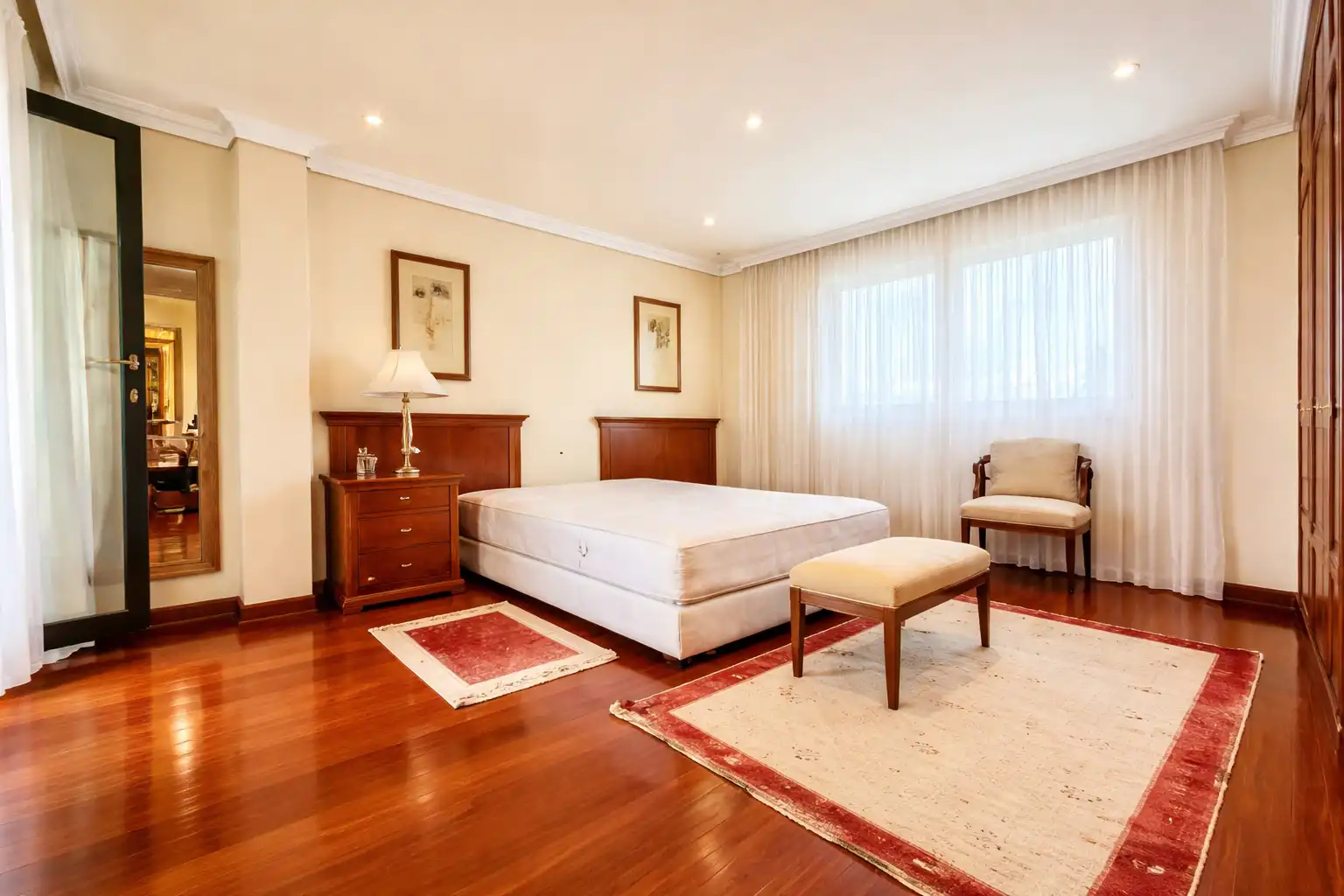Habitación de Casa o chalet en venta en Vigo  con Calefacción, Jardín privado y Parquet